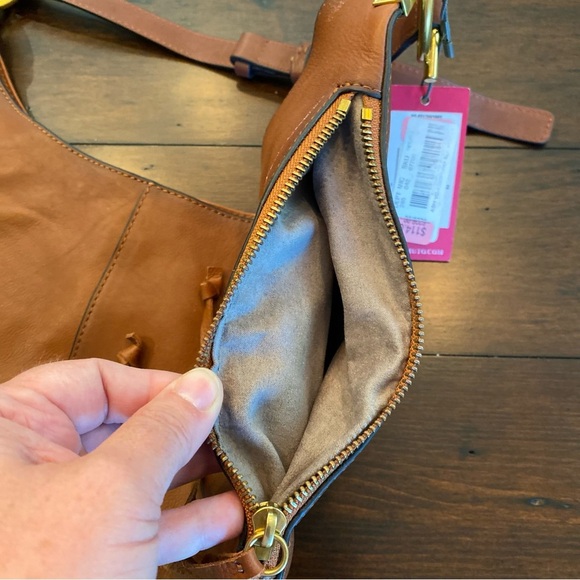 Vince Camuto Ashby Leather Hobo Shoulder Stable Brown $228 NWT - Picture 4 of 12